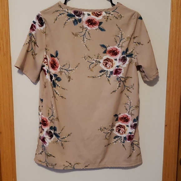 Blouse - Picture 2 of 2